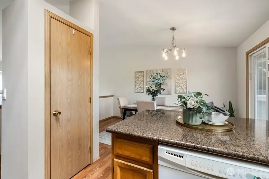 6612 94th Street NE Marysville WA 98270