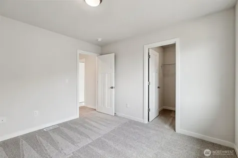 18351 134th Avenue E Puyallup WA 98374