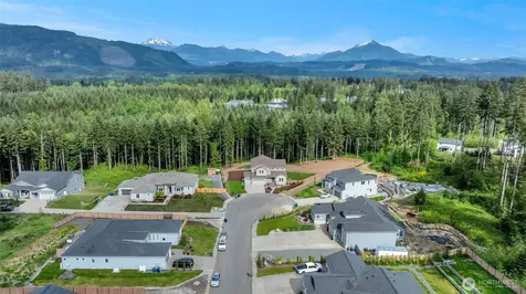 13824 127th Street NE Lake Stevens WA 98258