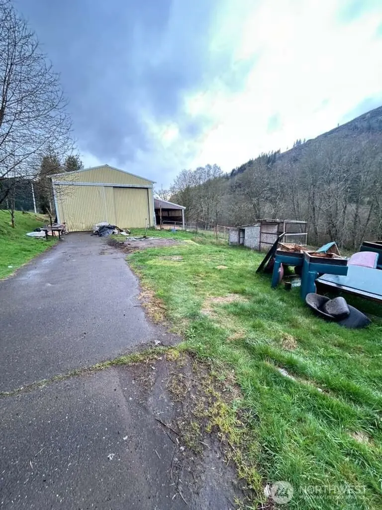 431 Highland Valley Road Morton WA 98356