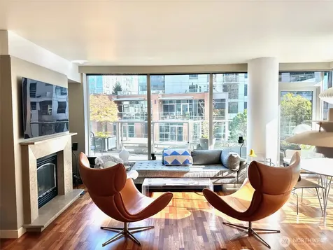 10610 NE 9th Place Bellevue WA 98004