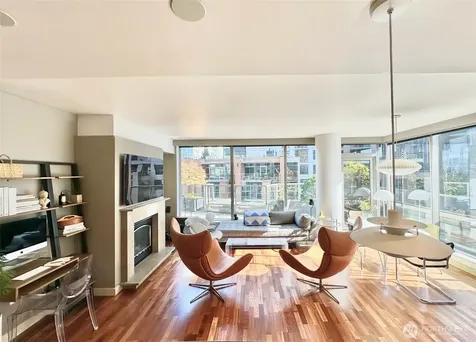 10610 NE 9th Place Bellevue WA 98004