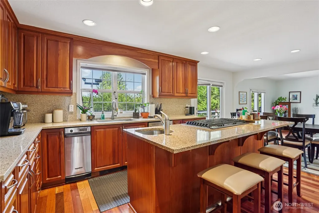 19301 SE 16th Street Sammamish WA 98075