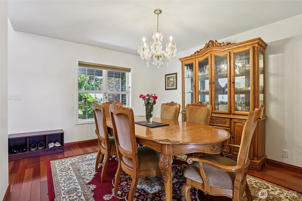 19301 SE 16th Street Sammamish WA 98075