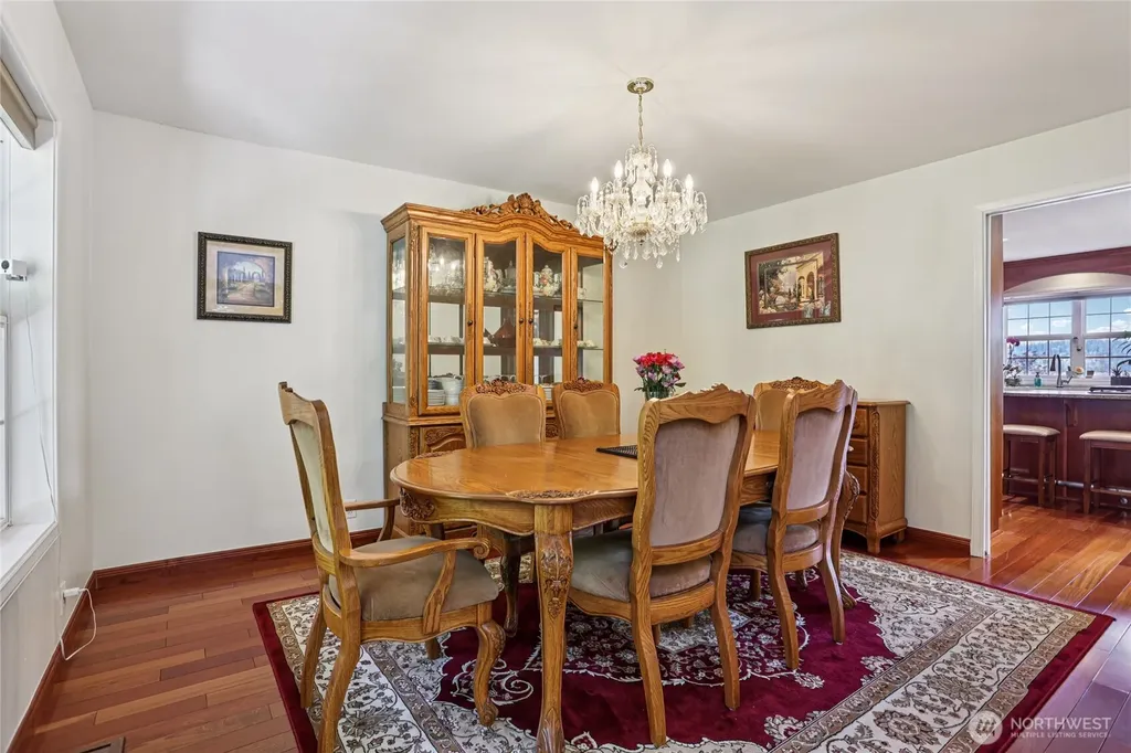19301 SE 16th Street Sammamish WA 98075
