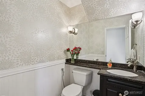 19301 SE 16th Street Sammamish WA 98075