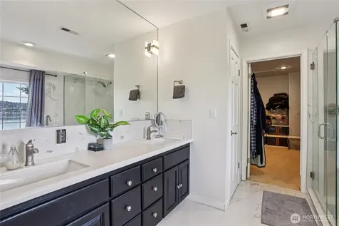 19301 SE 16th Street Sammamish WA 98075