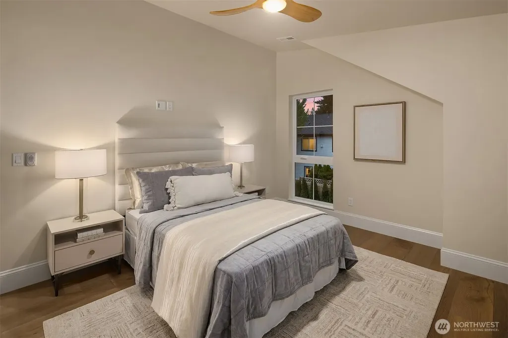5533 106th Avenue NE Kirkland WA 98033