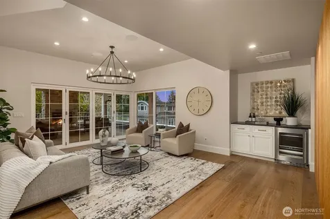 5533 106th Avenue NE Kirkland WA 98033