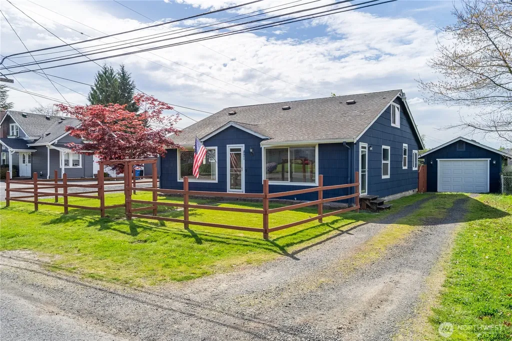 821 Marsh Avenue Centralia WA 98531