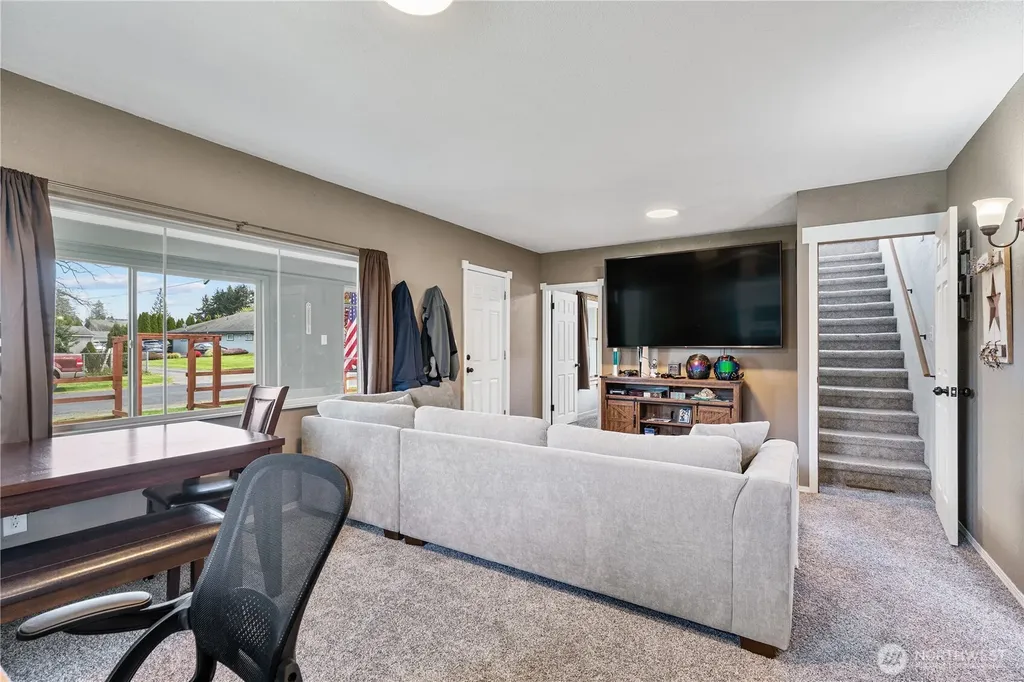 821 Marsh Avenue Centralia WA 98531