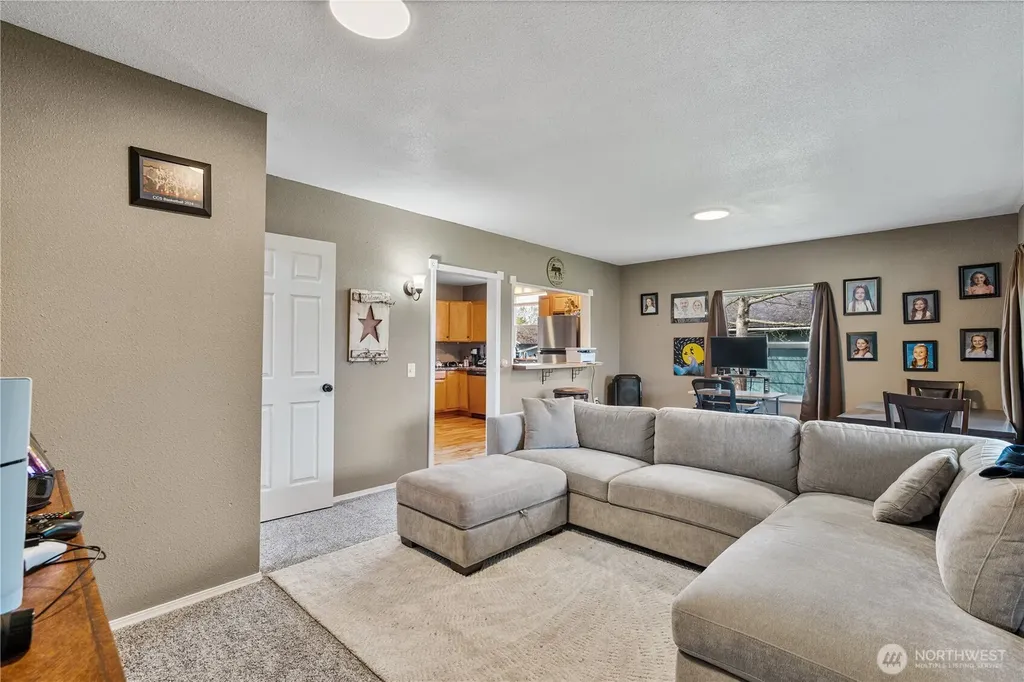 821 Marsh Avenue Centralia WA 98531