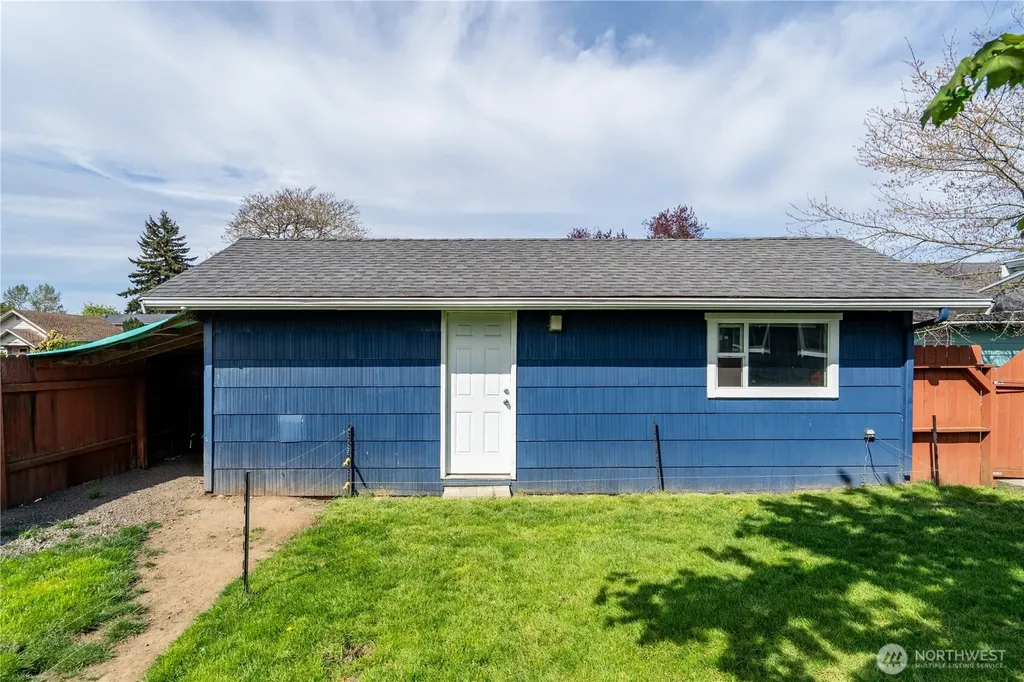 821 Marsh Avenue Centralia WA 98531