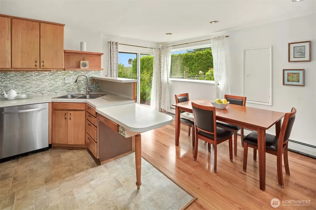 1401 SW 137th Street Burien WA 98166