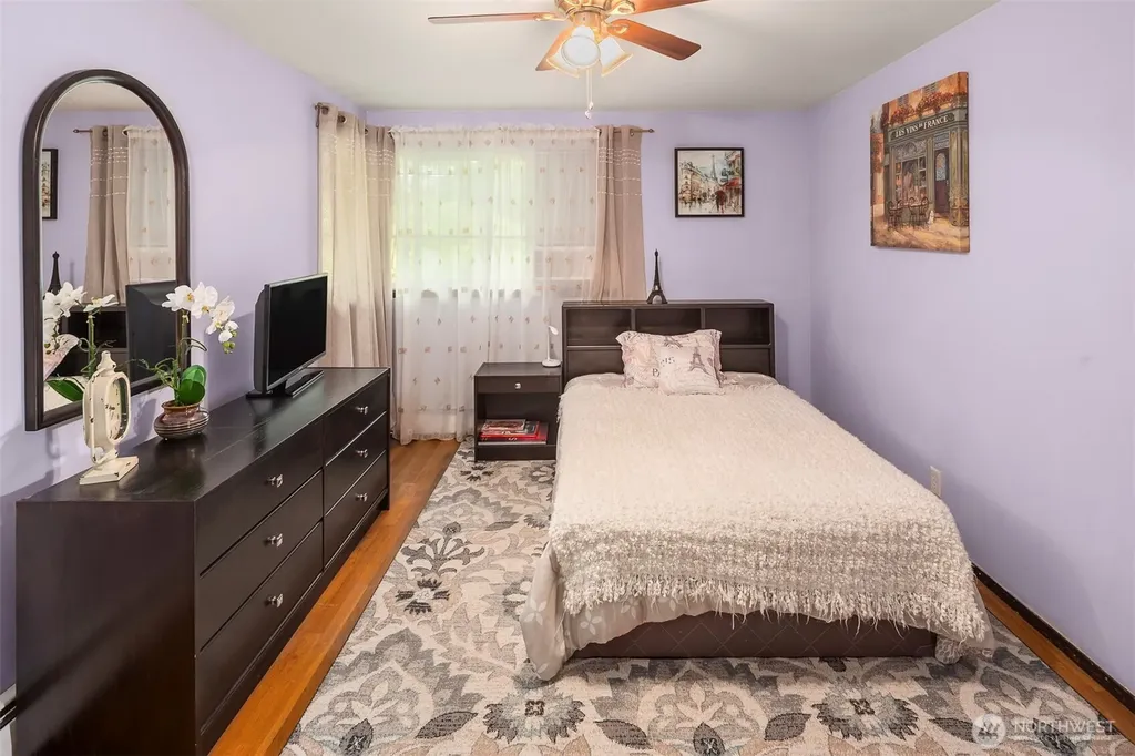 1401 SW 137th Street Burien WA 98166