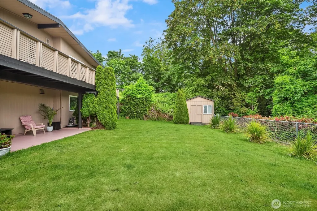 1401 SW 137th Street Burien WA 98166
