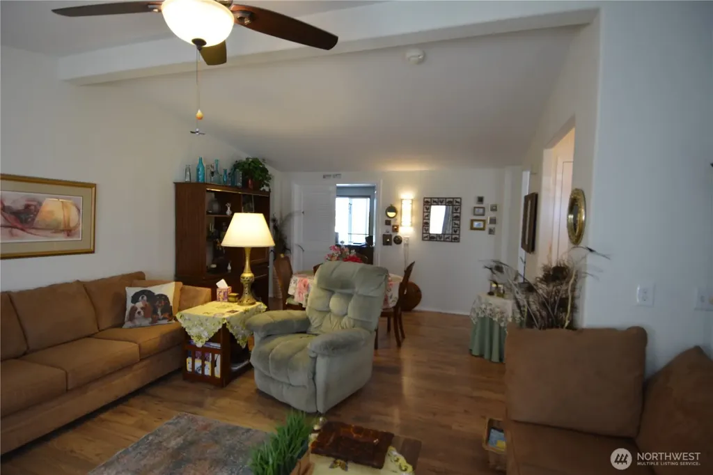 440 W Inlet Lane Sequim WA 98382