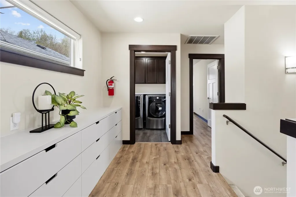 14504 17th Avenue W Lynnwood WA 98087