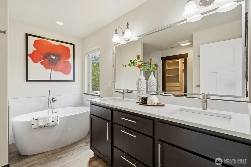 14504 17th Avenue W Lynnwood WA 98087