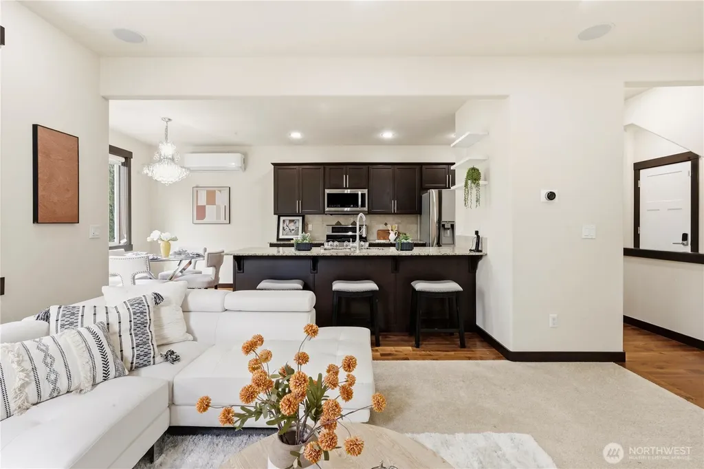 14504 17th Avenue W Lynnwood WA 98087