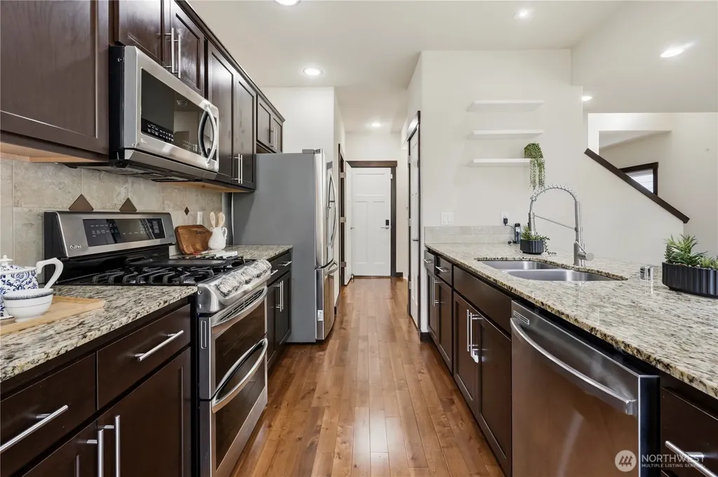 14504 17th Avenue W Lynnwood WA 98087