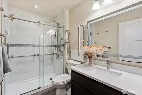 14504 17th Avenue W Lynnwood WA 98087