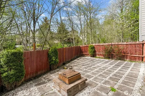 14504 17th Avenue W Lynnwood WA 98087