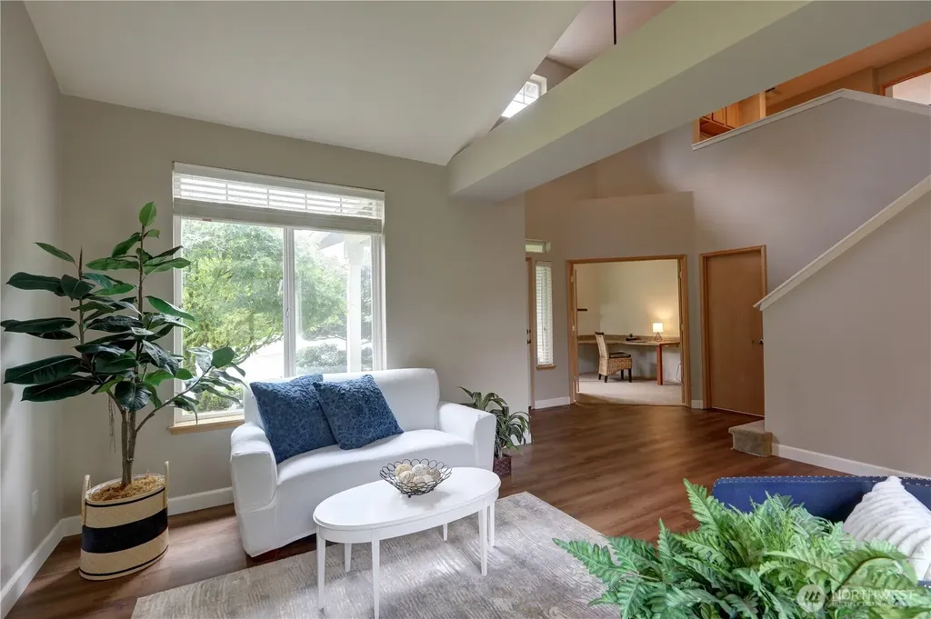 34829 7th Avenue SW Federal Way WA 98023