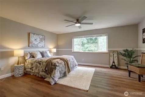 34829 7th Avenue SW Federal Way WA 98023