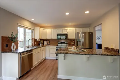 34829 7th Avenue SW Federal Way WA 98023