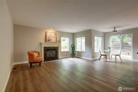 34829 7th Avenue SW Federal Way WA 98023