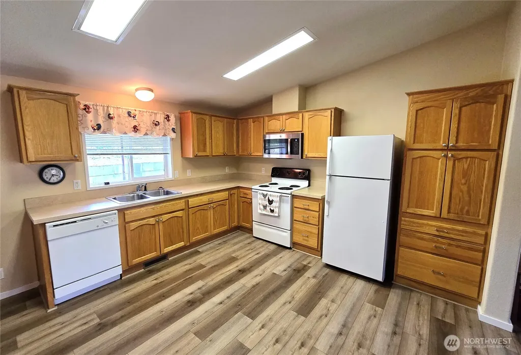 269 E Laurel Bellingham WA 98226