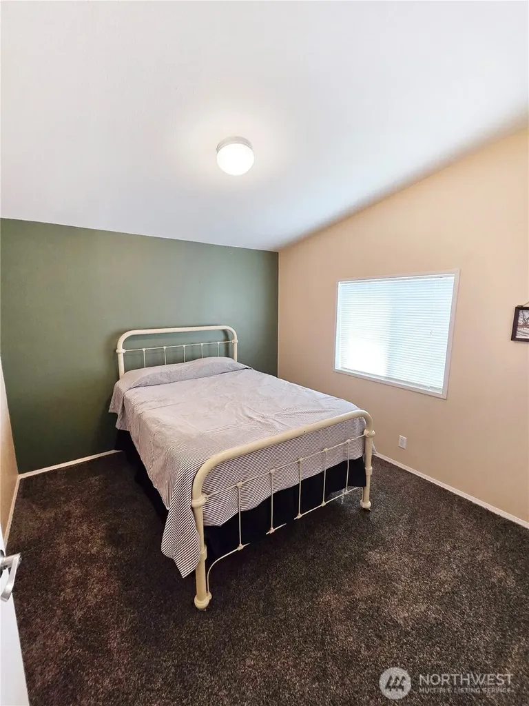 269 E Laurel Bellingham WA 98226