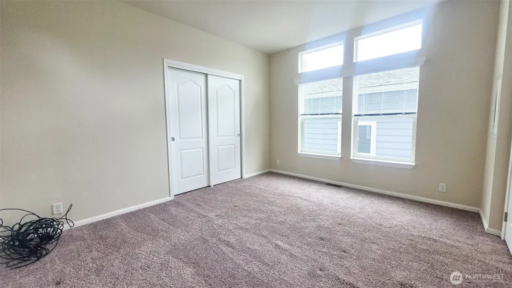 1019 Stanford Drive Cosmopolis WA 98537