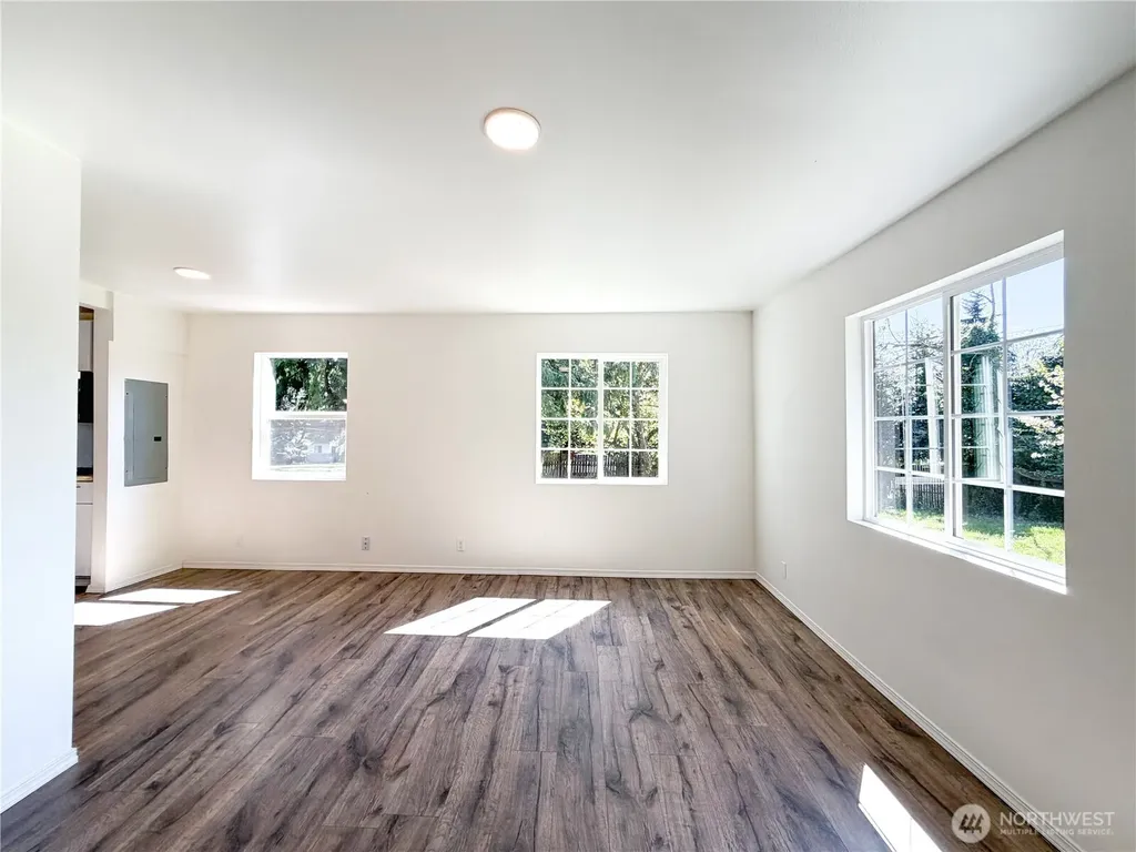 22024 Military Rd S Seatac WA 98198