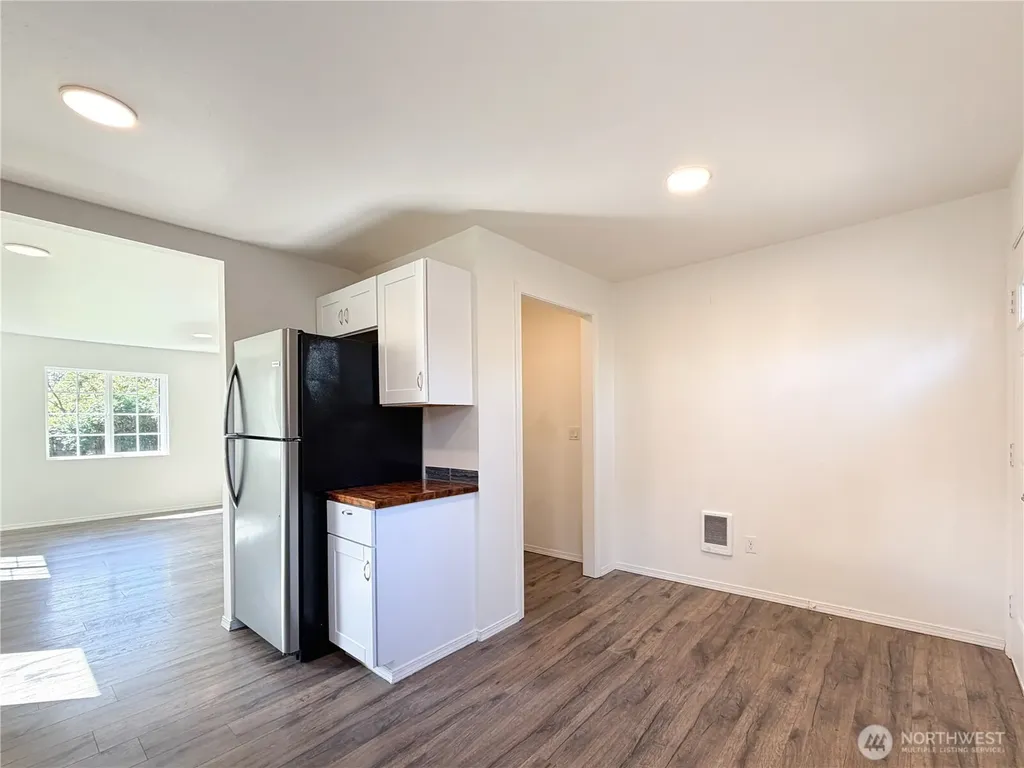 22024 Military Rd S Seatac WA 98198