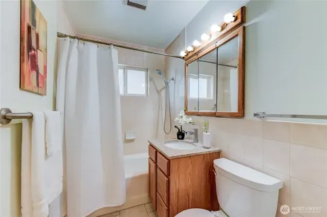610 27th Avenue E Seattle WA 98112