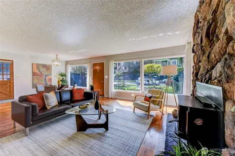 610 27th Avenue E Seattle WA 98112