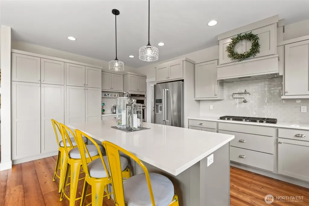 122 Lookout Way Chelan WA 98816