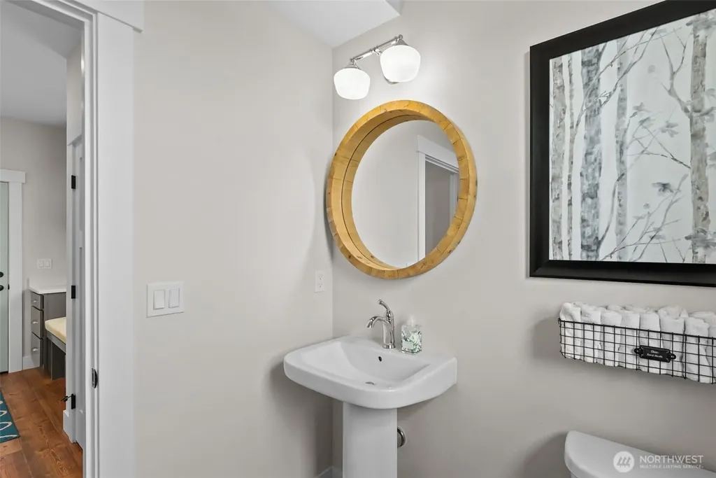 122 Lookout Way Chelan WA 98816