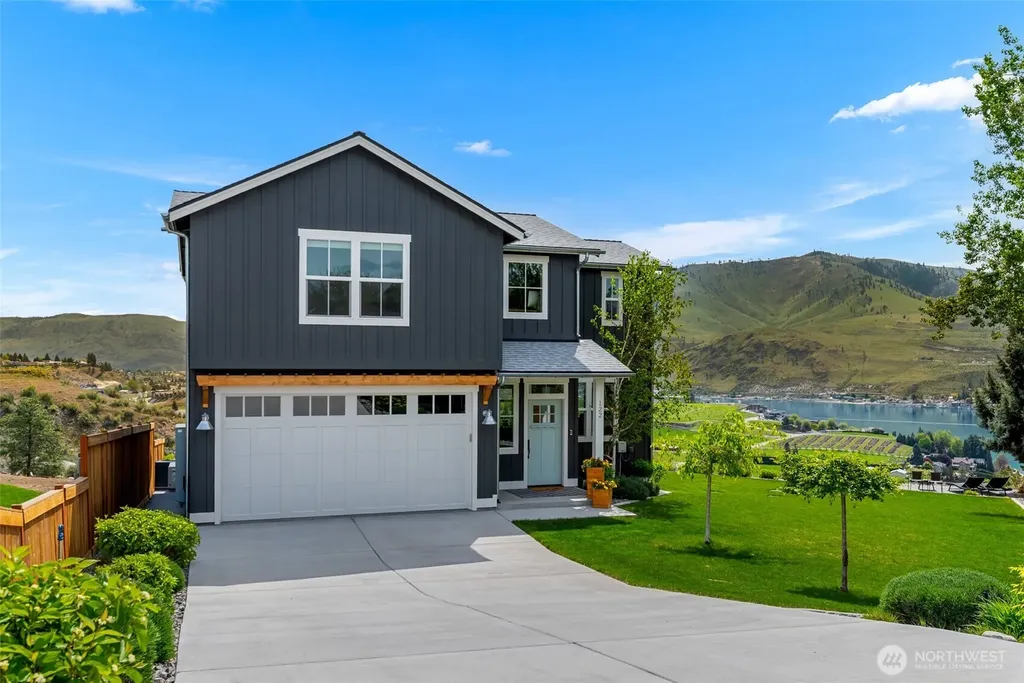 122 Lookout Way Chelan WA 98816