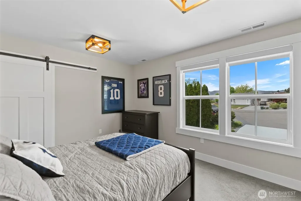 122 Lookout Way Chelan WA 98816