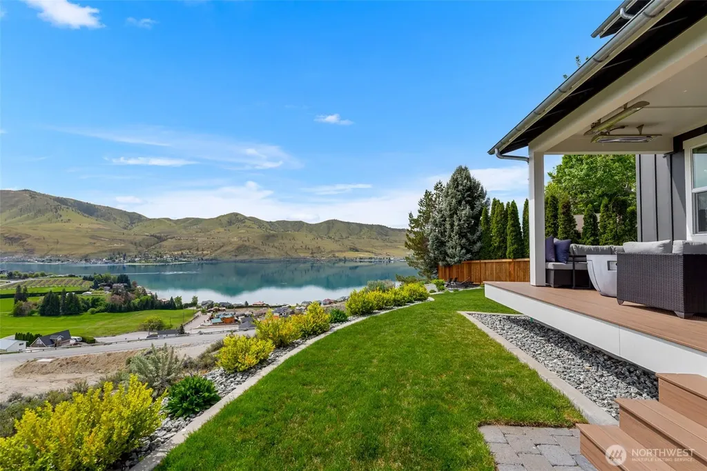 122 Lookout Way Chelan WA 98816