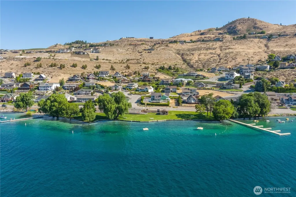 122 Lookout Way Chelan WA 98816