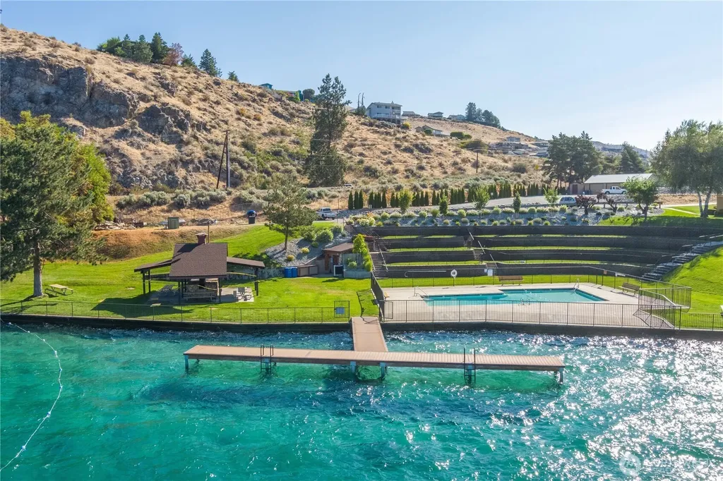 122 Lookout Way Chelan WA 98816