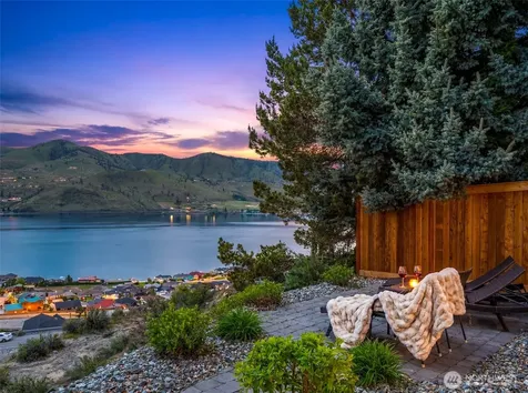 122 Lookout Way Chelan WA 98816