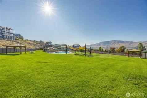 122 Lookout Way Chelan WA 98816