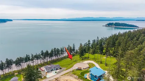 1418 Sergios View Lane Oak Harbor WA 98277