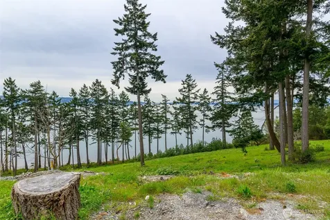 1418 Sergios View Lane Oak Harbor WA 98277