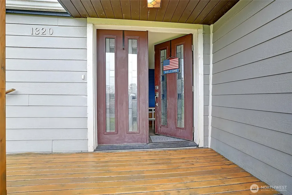 1320 Swantown Road Oak Harbor WA 98277
